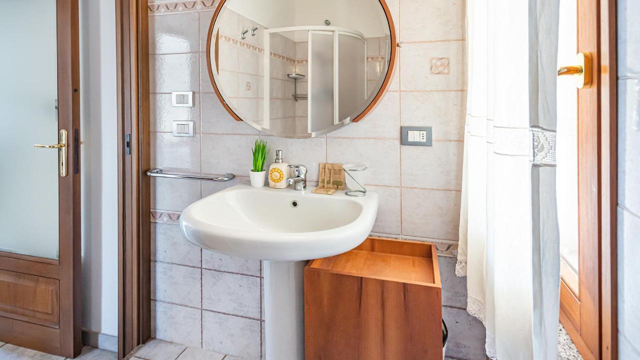 Valencia 26 Apartment Алгеро Екстериор снимка